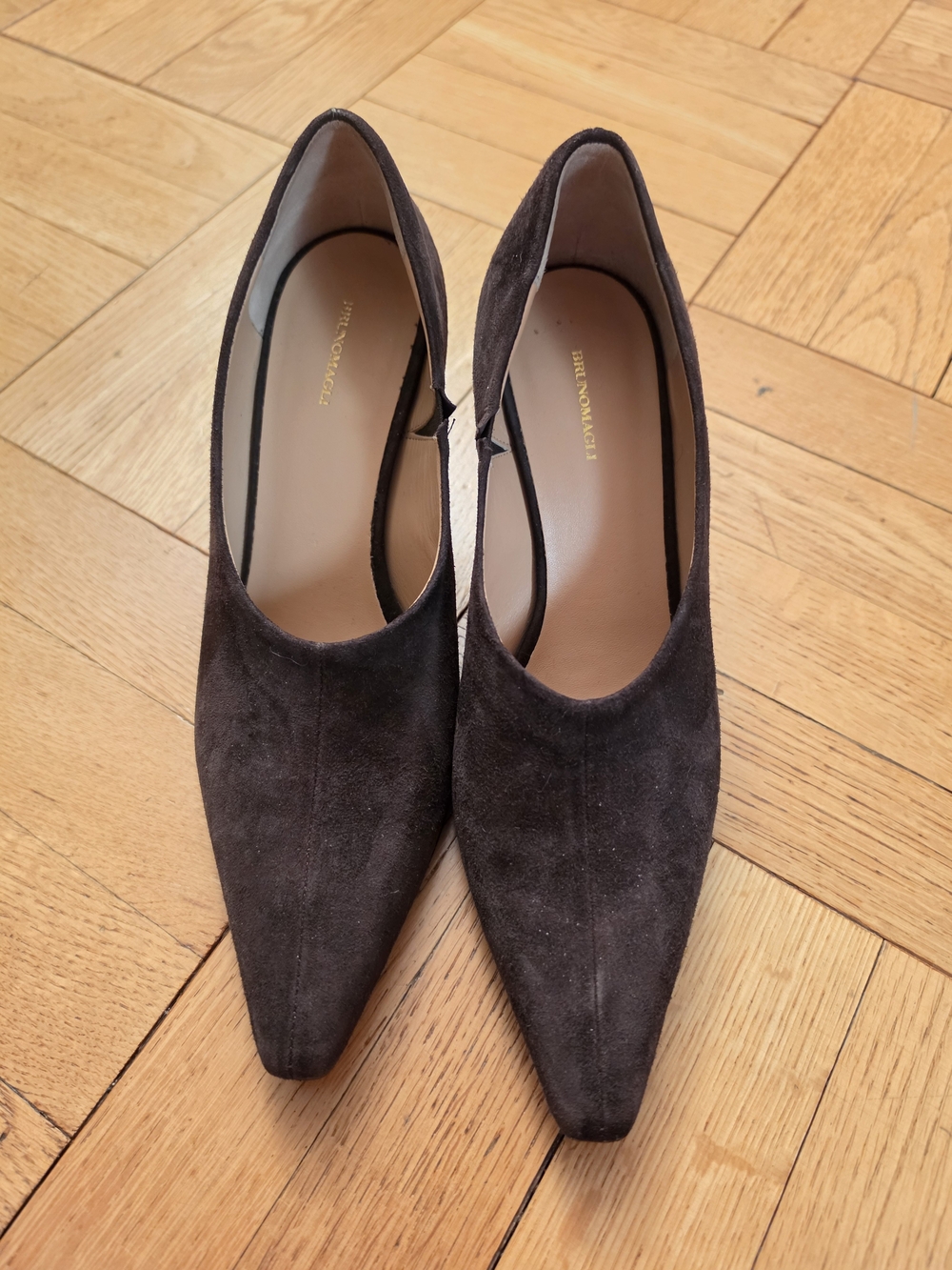 Bruno Magli - Dark Brown Suede Pointed Toe Women's Pumps - Size 8